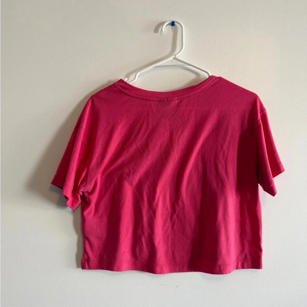 Nike Sportswear Essential Cropped Logo Tee - Pink